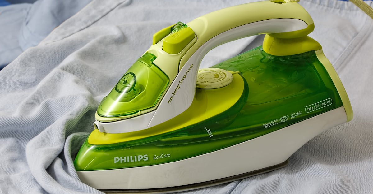 découvrez les rasoirs philips, alliant technologie de pointe et confort pour un rasage impeccable. que vous recherchiez un rasoir électrique ou un rasoir manuel, trouvez le modèle parfait pour votre routine quotidienne.