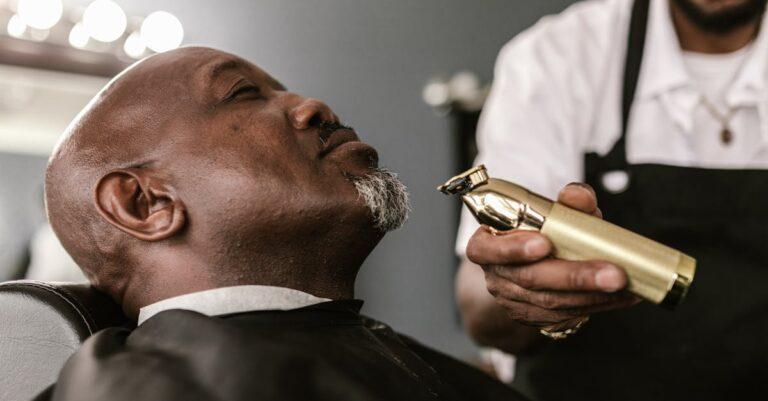 découvrez notre sélection de tondeuses à barbe performantes et élégantes. obtenez une coupe précise et un style parfait grâce à nos modèles adaptés à tous les types de barbe. trouvez l'outils idéal pour entretenir votre look avec facilité et efficacité.